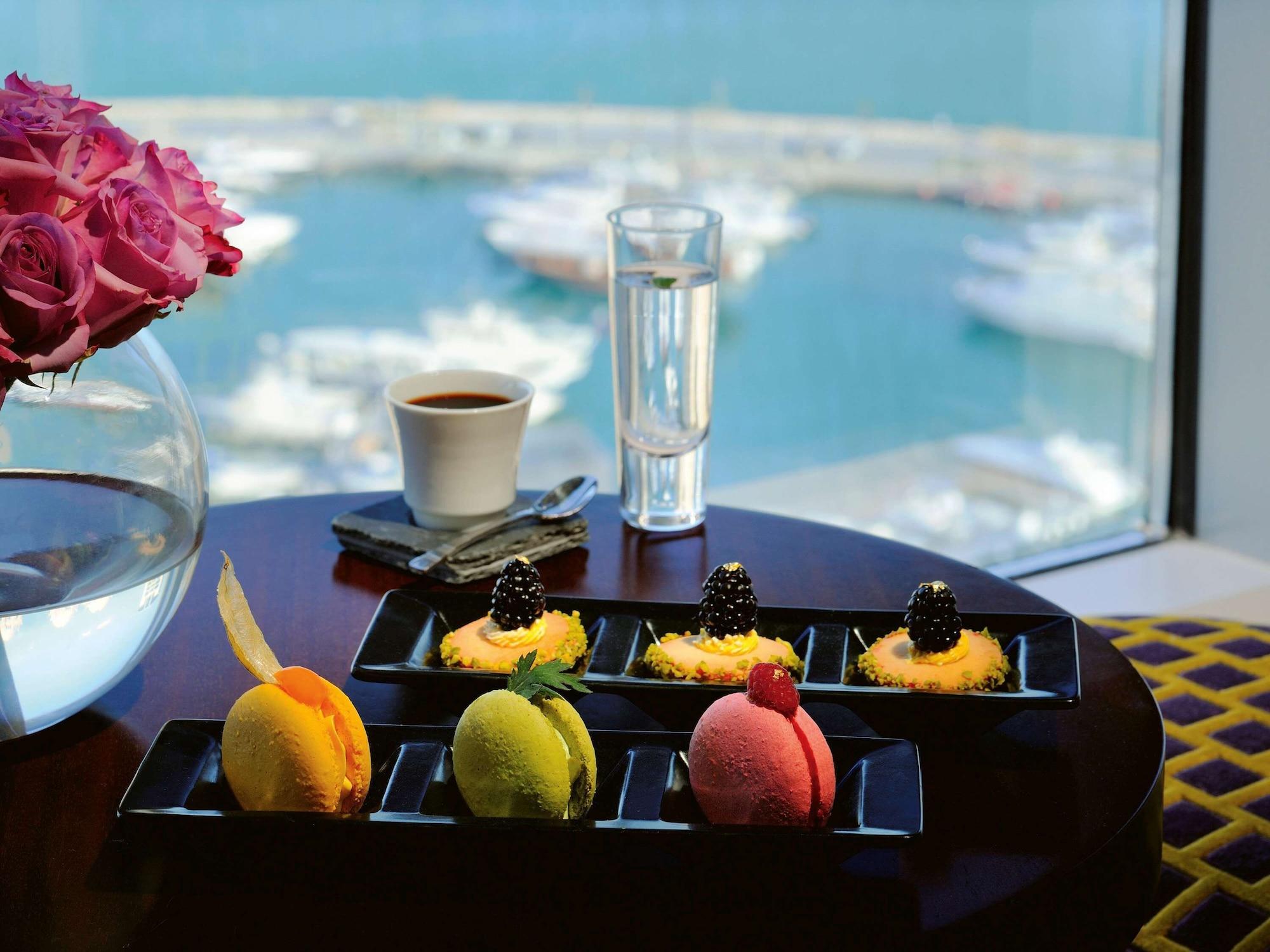 Qabila Westbay By Marriott Hotel 5*
